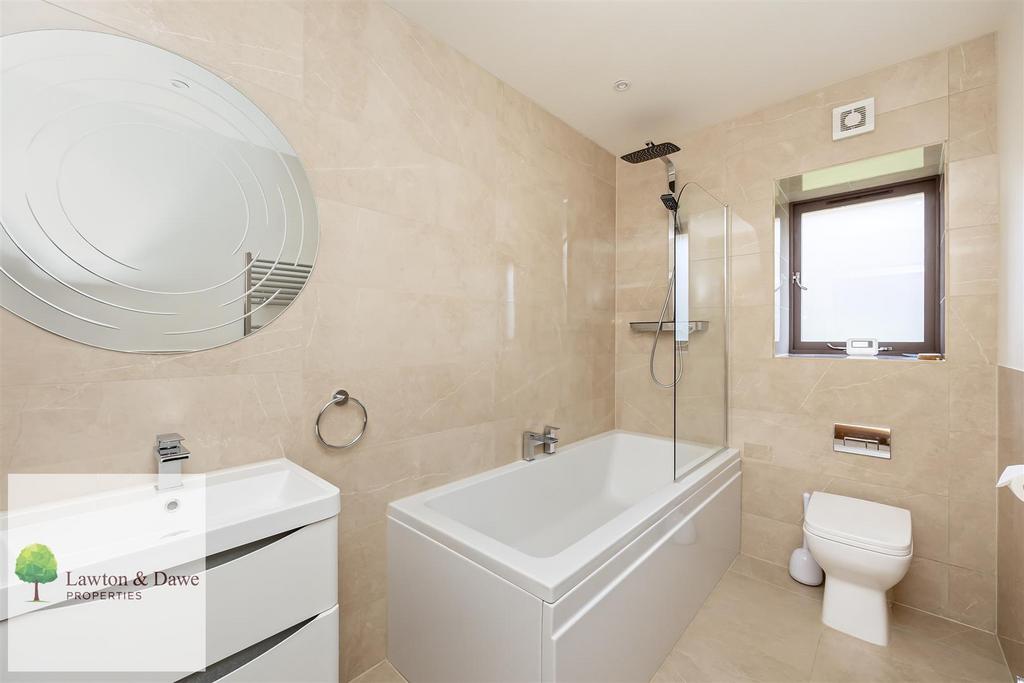 Tongdean Lane, 84 A-020.jpg