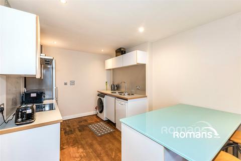 2 bedroom flat to rent, Queens Wharf, 47 Queens Road, Reading, RG1
