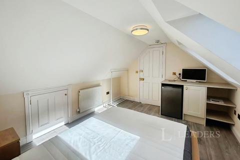 undefined, Wardown Crescent, Luton, Bedfordshire, LU2
