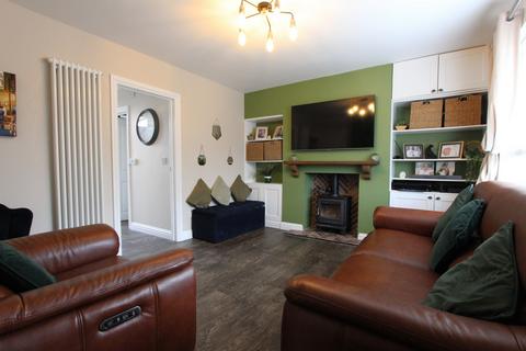 3 bedroom end of terrace house for sale, Redsull Avenue, Deal, CT14