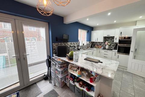3 bedroom end of terrace house for sale, Merriman Green, King Oswy, Hartlepool