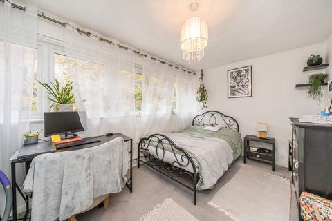 undefined, Breamore Close, London SW15