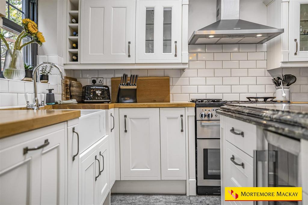 30 65353 watermarked.jpg