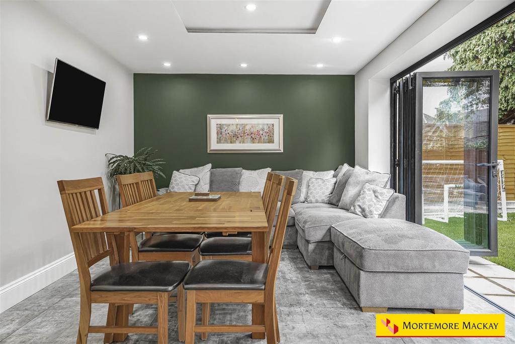 21 65353 watermarked.jpg