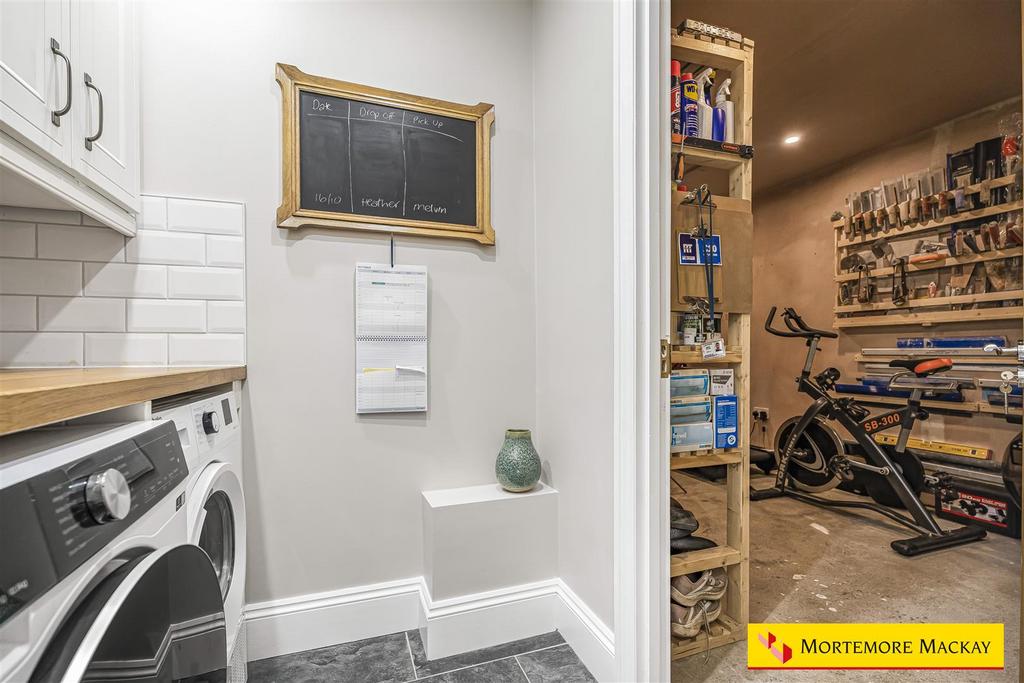 22 65353 watermarked.jpg