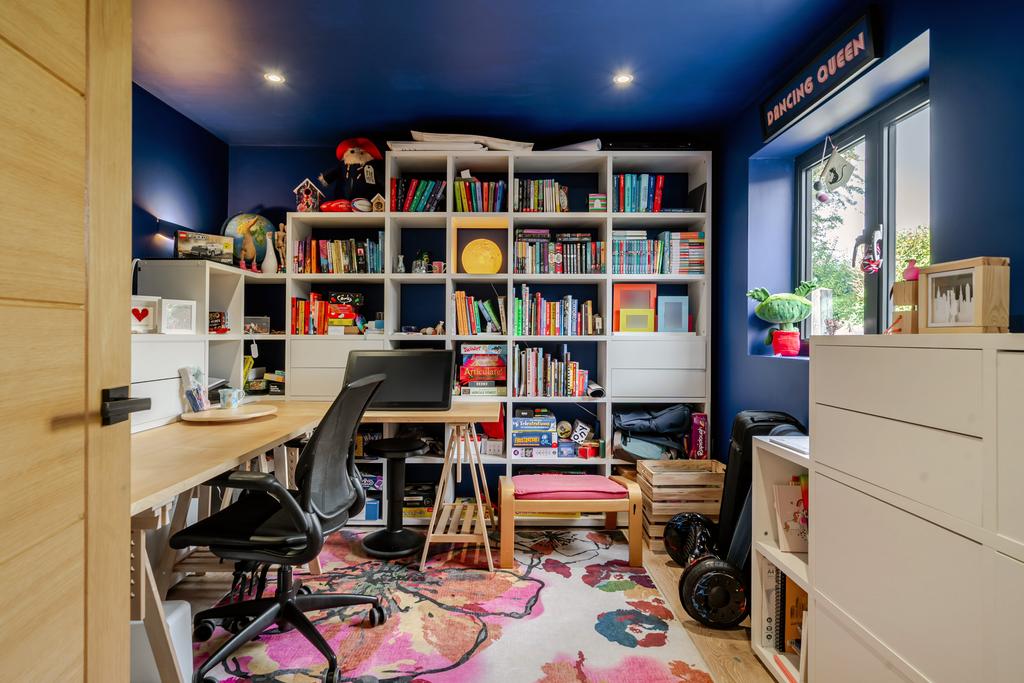 Office / Bedroom 5