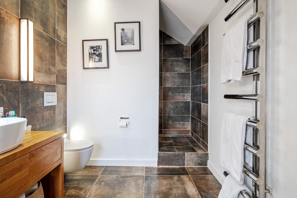 Ensuite Shower Room