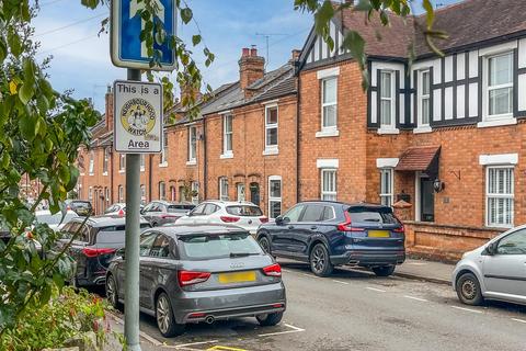 2 bedroom terraced house for sale, Albert Street, Warwick