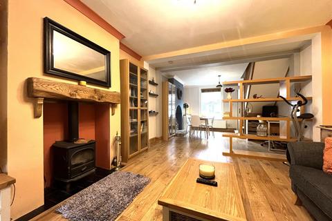 2 bedroom terraced house for sale, Albert Street, Warwick