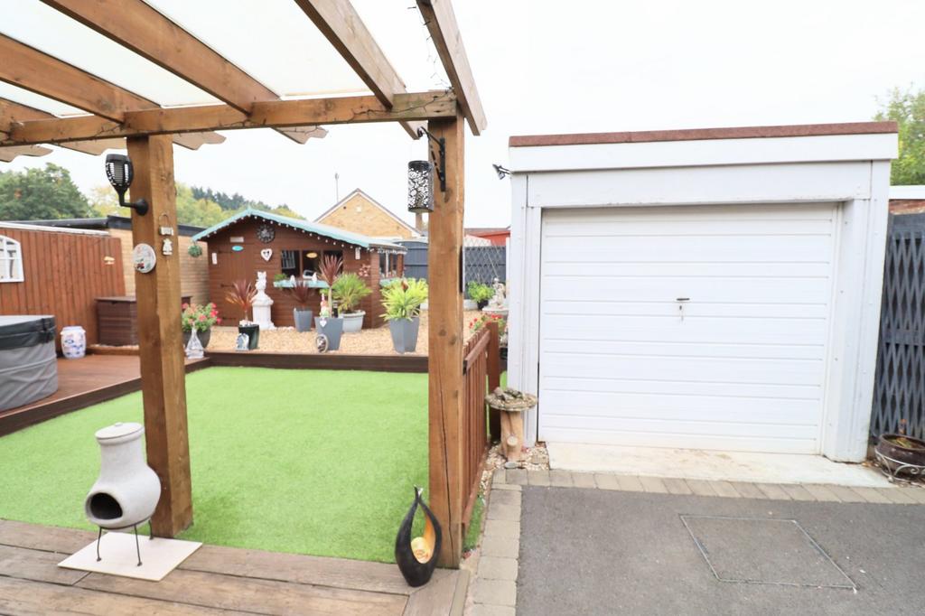 Garden/Garage