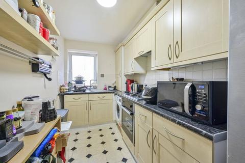 2 bedroom flat for sale, The Broadway, Wimbledon, London, SW19