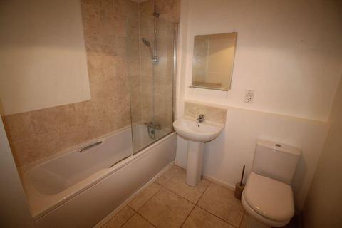 3 bedroom terraced house to rent, Amilia Terrace, Wellington