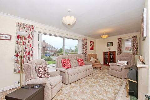 3 bedroom semi-detached house for sale, Straylands Grove, North Yorkshire YO31