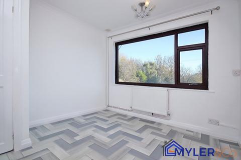 undefined, Birchfield Road, Widnes, WA8