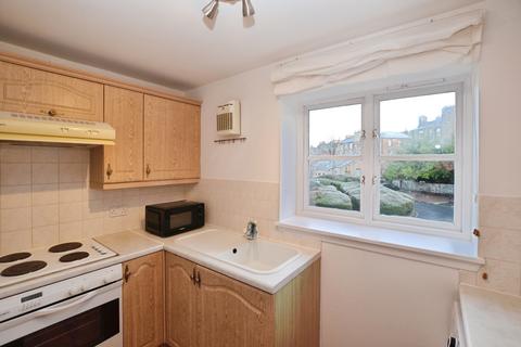 2 bedroom flat to rent, Tytler Gardens, Abbeyhill, Edinburgh, EH8