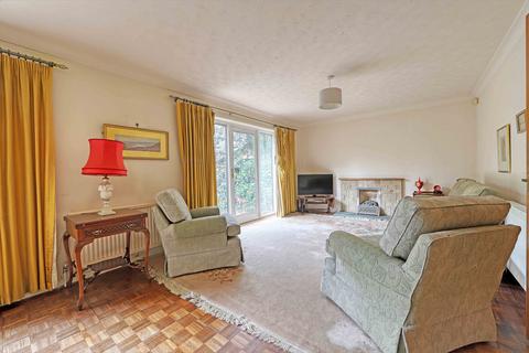 undefined, Vicarage Close, Cookham, SL6