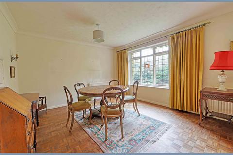 undefined, Vicarage Close, Cookham, SL6