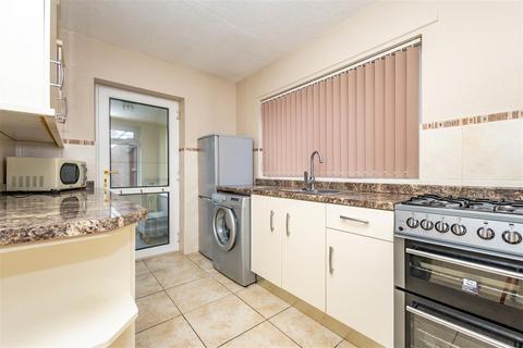 2 bedroom semi-detached house for sale, St. Davids Road, Leyland