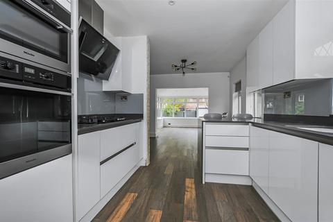 undefined, Hazel Road, Park Street, St. Albans