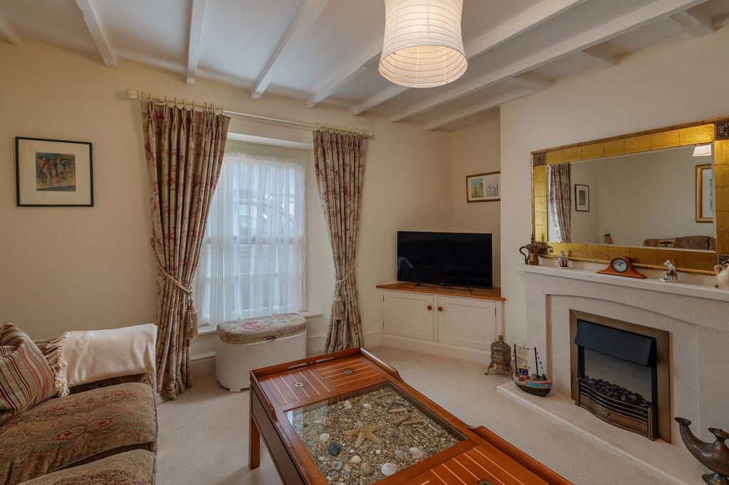 1 Charles Street Living Room
