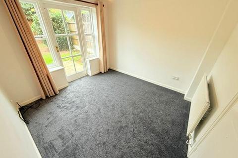 3 bedroom detached house to rent, Blaydon Avenue, Sutton Coldfield, West Midlands