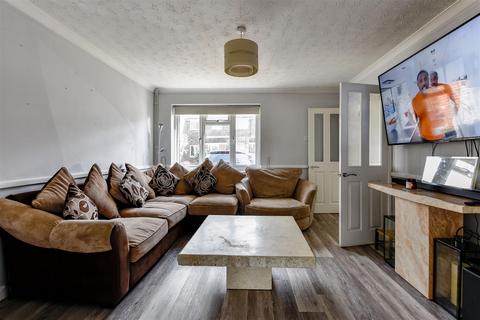 undefined, Magnolia Close, Red Lodge