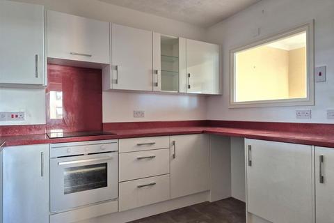 2 bedroom flat for sale, Carlton Mansions South, Beach Road, Weston-Super-Mare BS23
