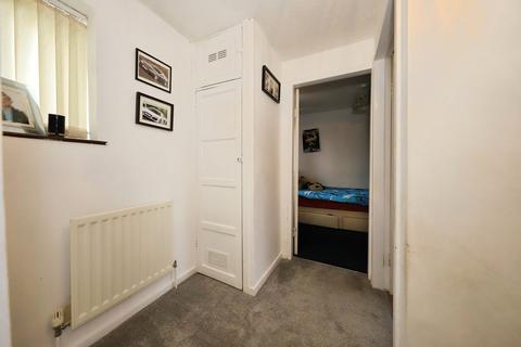 4 Jenks Road, Wombourne, Wolverhampton, WV5 0BL