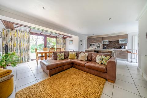 4 bedroom bungalow for sale, Nursery Gardens, Whittlesey, Peterborough, Cambridgeshire