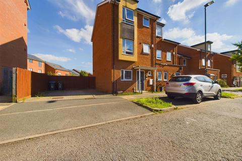 Edge Street, Aylesbury HP19