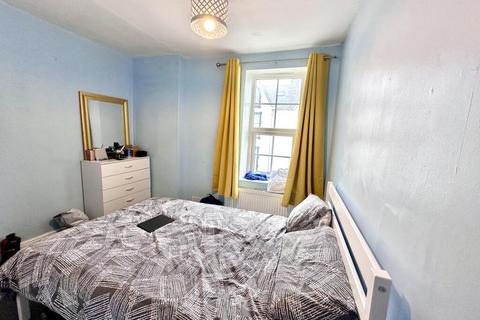 undefined, 4 Radnor Street