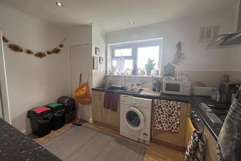 undefined, 65 Bayswater Road