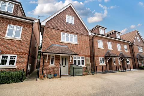 undefined, Stanton Court, Basingstoke RG21 3FL