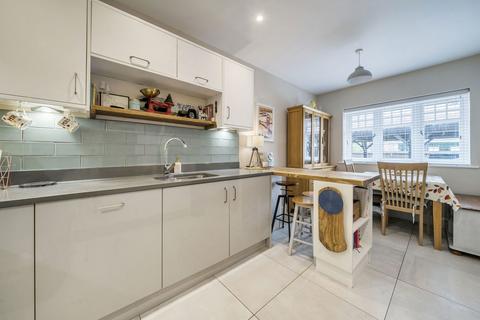 undefined, Stanton Court, Basingstoke RG21 3FL
