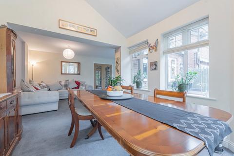 4 bedroom detached house for sale, Westley Close, Birmingham B28