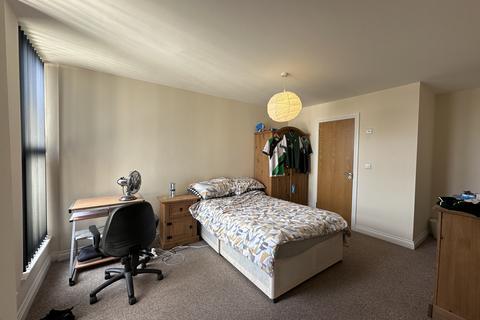undefined, 16 Thomas Lane