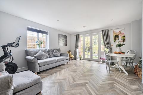 2 bedroom flat for sale, Ridgway Road, Farnham, GU9