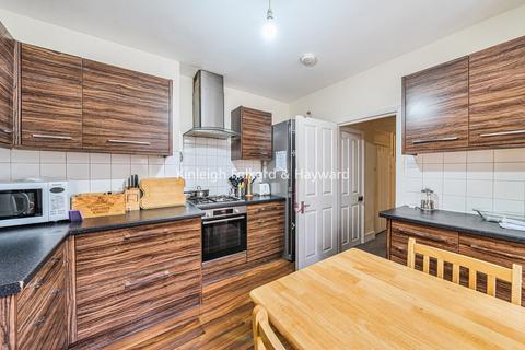 undefined, Queens Row, Walworth, London, SE17