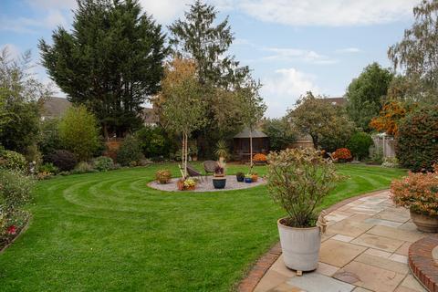 undefined, Loraine Gardens, Ashtead KT21