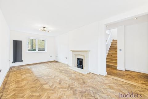 undefined, Spinney Hill, Addlestone, Surrey, KT15