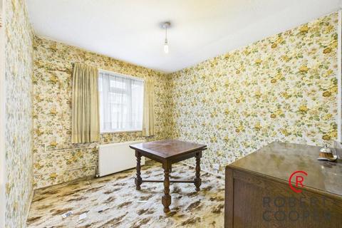 3 bedroom semi-detached house for sale, Burnell Gardens, Stanmore, HA7
