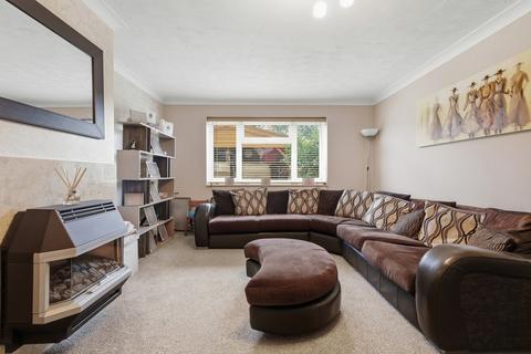 4 bedroom terraced house for sale, The Upway, Basildon, Essex, SS14