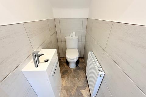 undefined, Highfield Terrace, Bradford BD13