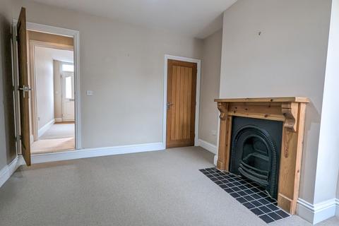 2 bedroom end of terrace house for sale, Orchard Street, Worcester WR5