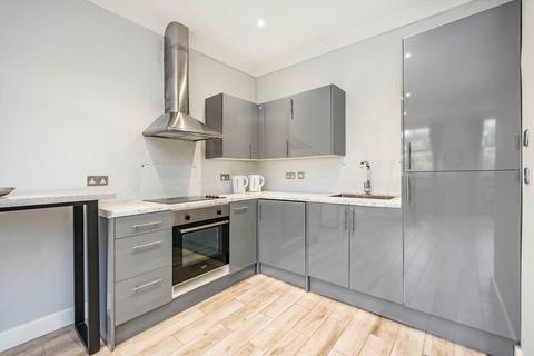 3 bedroom flat for sale, Stanhope Gardens, London SW7