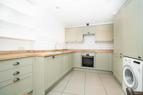 2 bedroom apartment to rent, Tregothnan Road, London, SW9