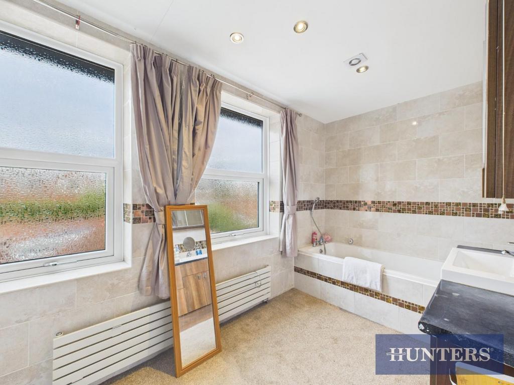 CAM05333 G0-PR0276-STILL011.jpg