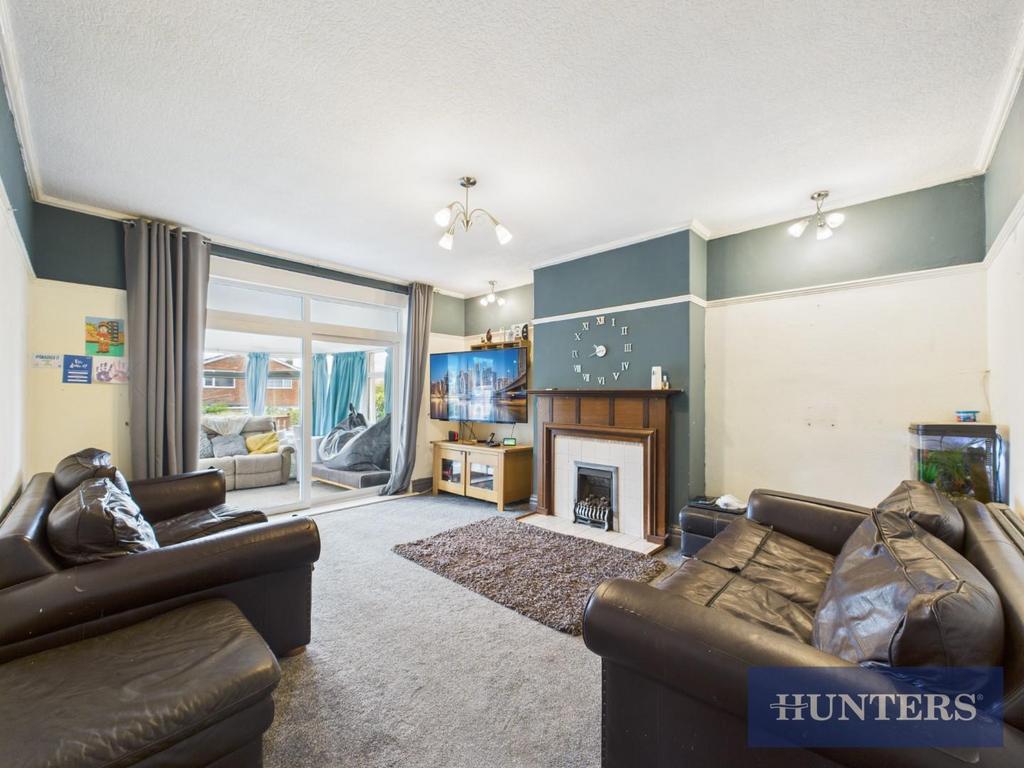 CAM05333 G0-PR0276-STILL001.jpg