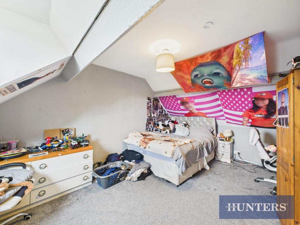 CAM05333 G0-PR0276-STILL018.jpg