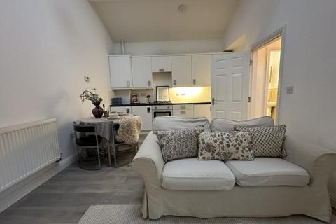 undefined, Didsbury M20